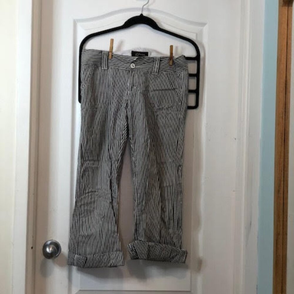 Guess - Striped Capris